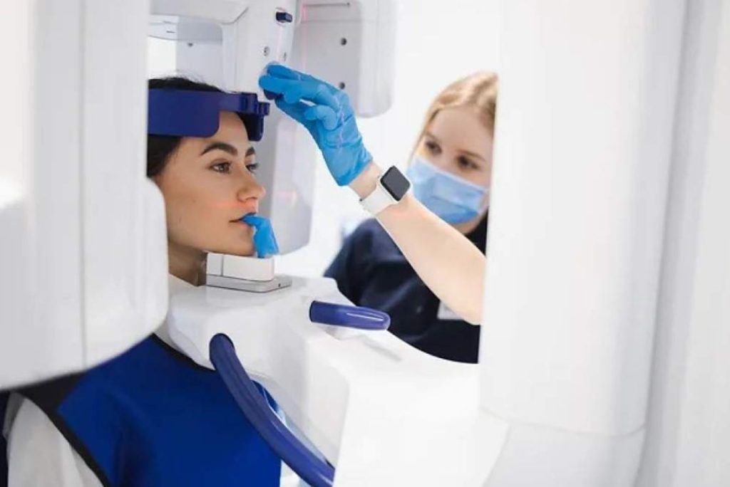 Full mouth dental implants abroad: all-on-4 implants full arch